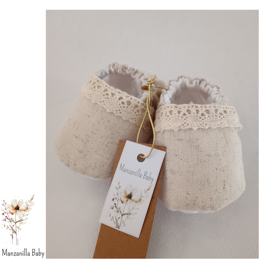 Zapatitos Beige Puntilla