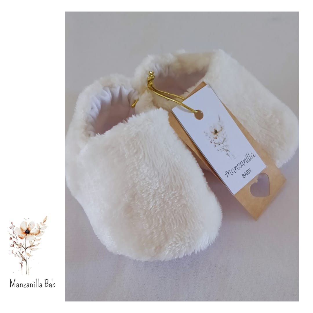 Zapatitos Peluche Crema